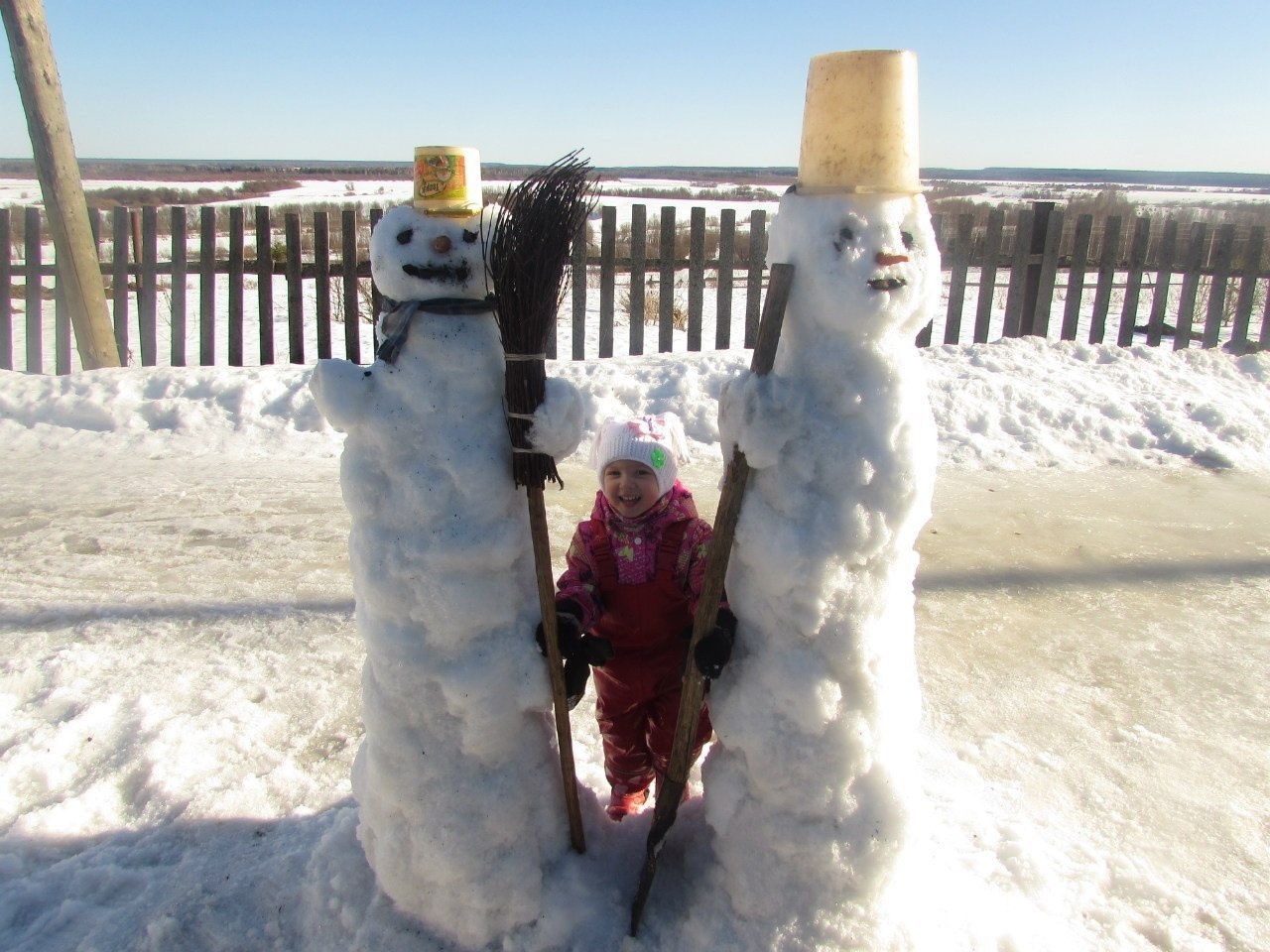 В Поморье прошла акция «Семейный снеговик»