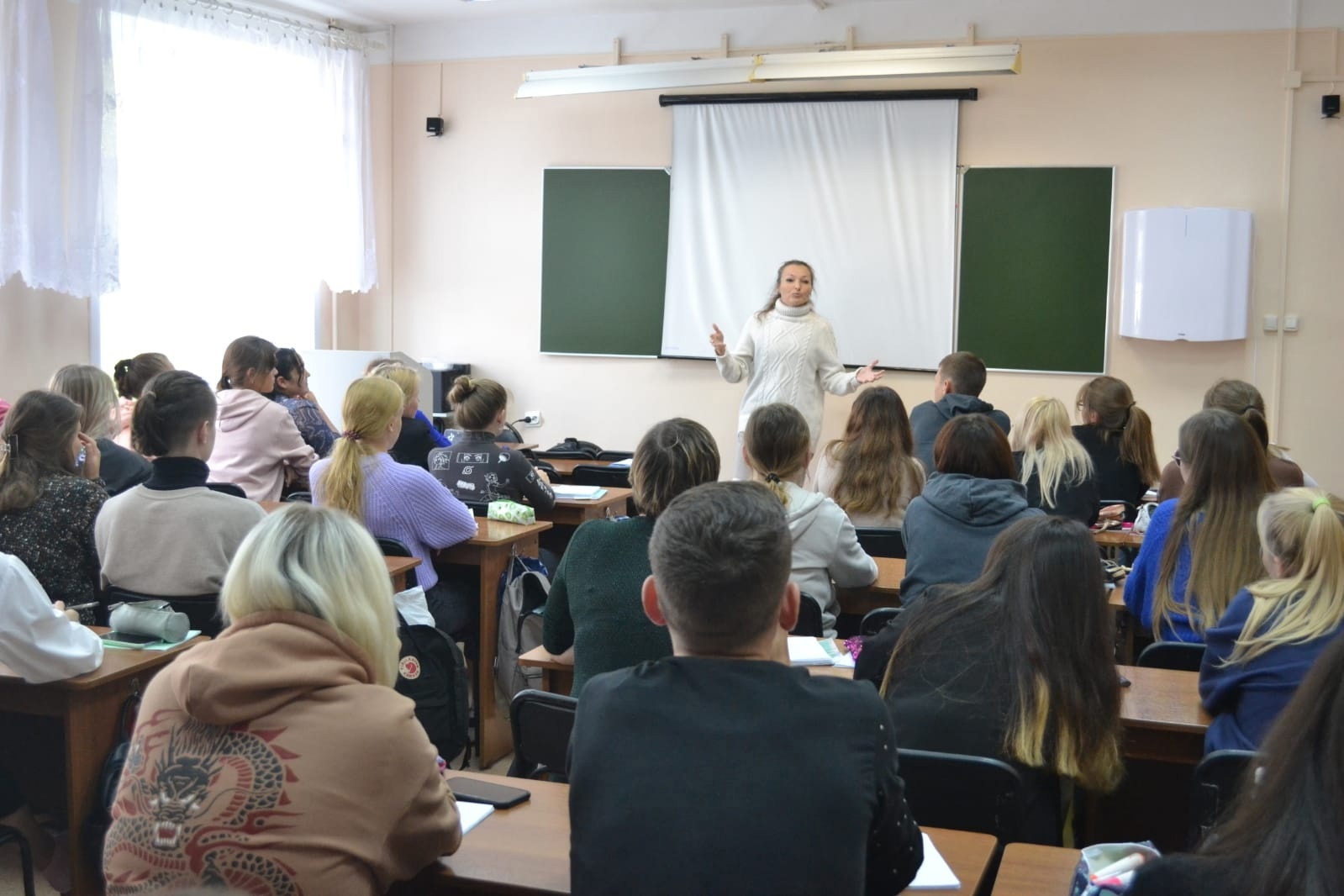 Семинары «Цена соблазна — смерть» проводят в средних учебных учреждениях Архангельска 