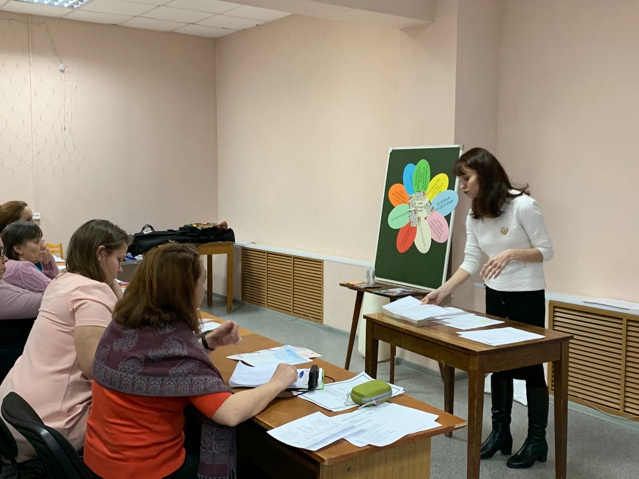 Специалистов Холмогорского района обучили как организовать клуб молодых семей