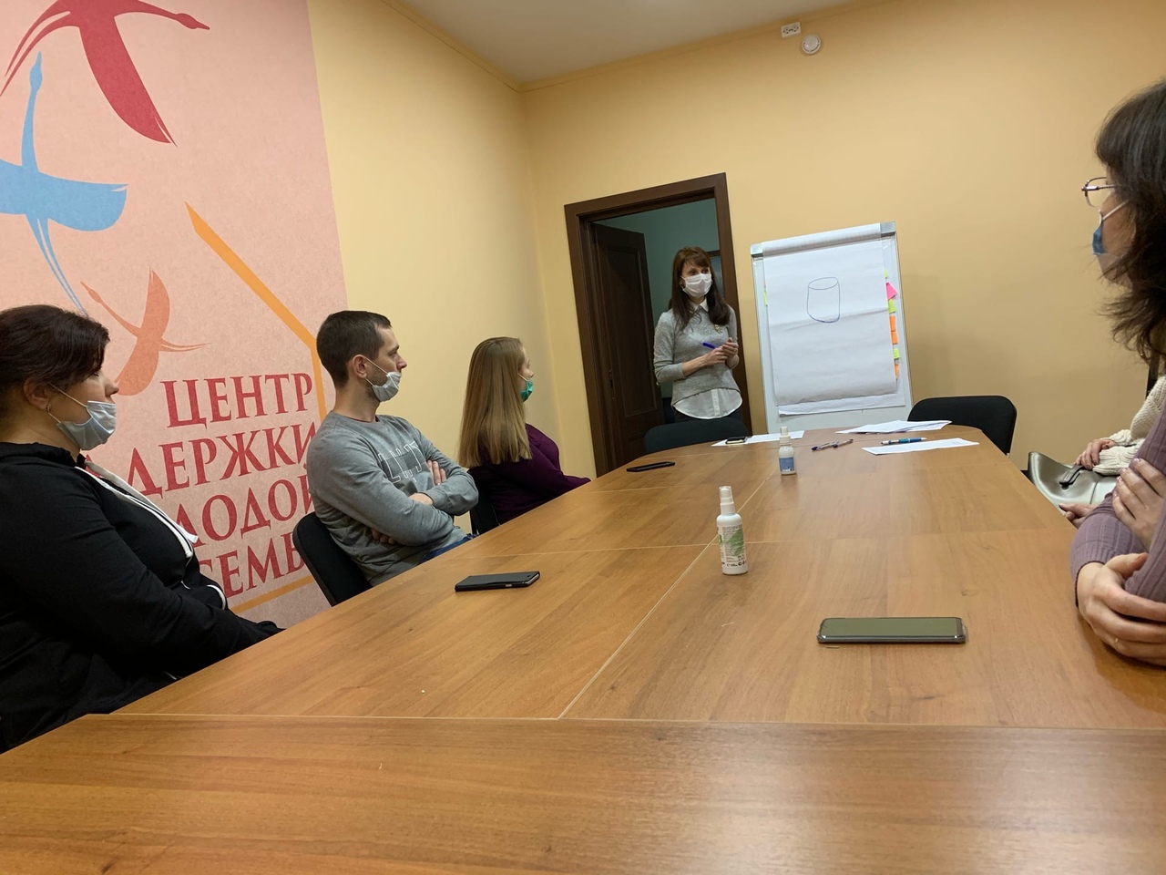 В Архангельске прошел семинар «Родительское искусство: на одном языке с ребёнком»